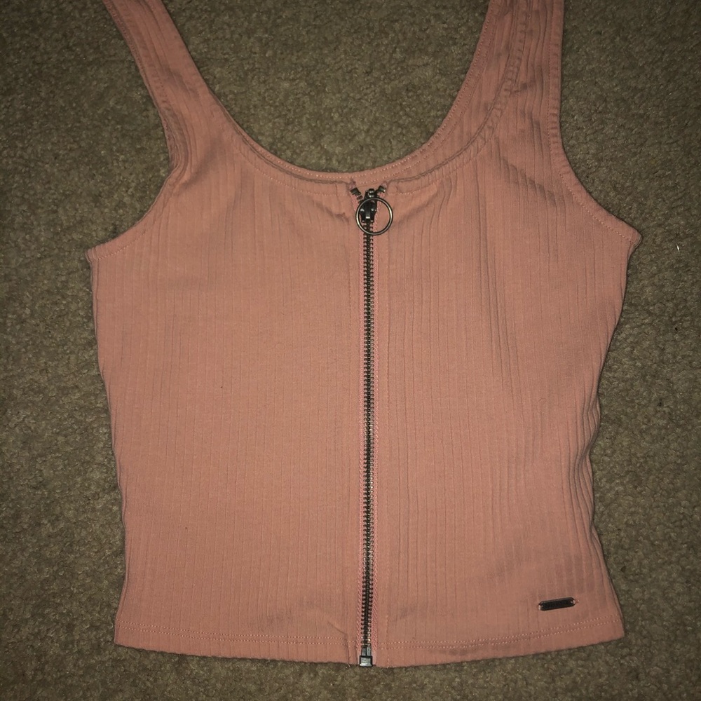 brand new hollister zip up top